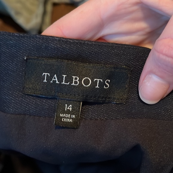 Talbots Dark Denim Pencil Skirt Size 14 - Picture 3 of 11